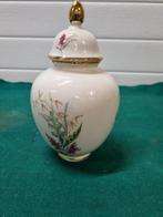 -	Pot bavaria met bloemen decoratie en goud, Verzamelen, Ophalen of Verzenden