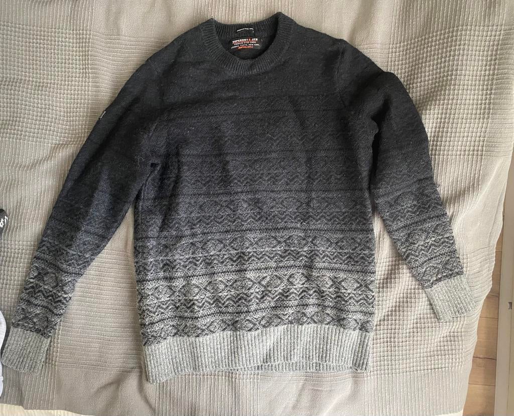 Superdry trui maat S, Kleding | Heren, Ophalen of Verzenden, Zo goed als nieuw, Maat 46 (S) of kleiner, Grijs