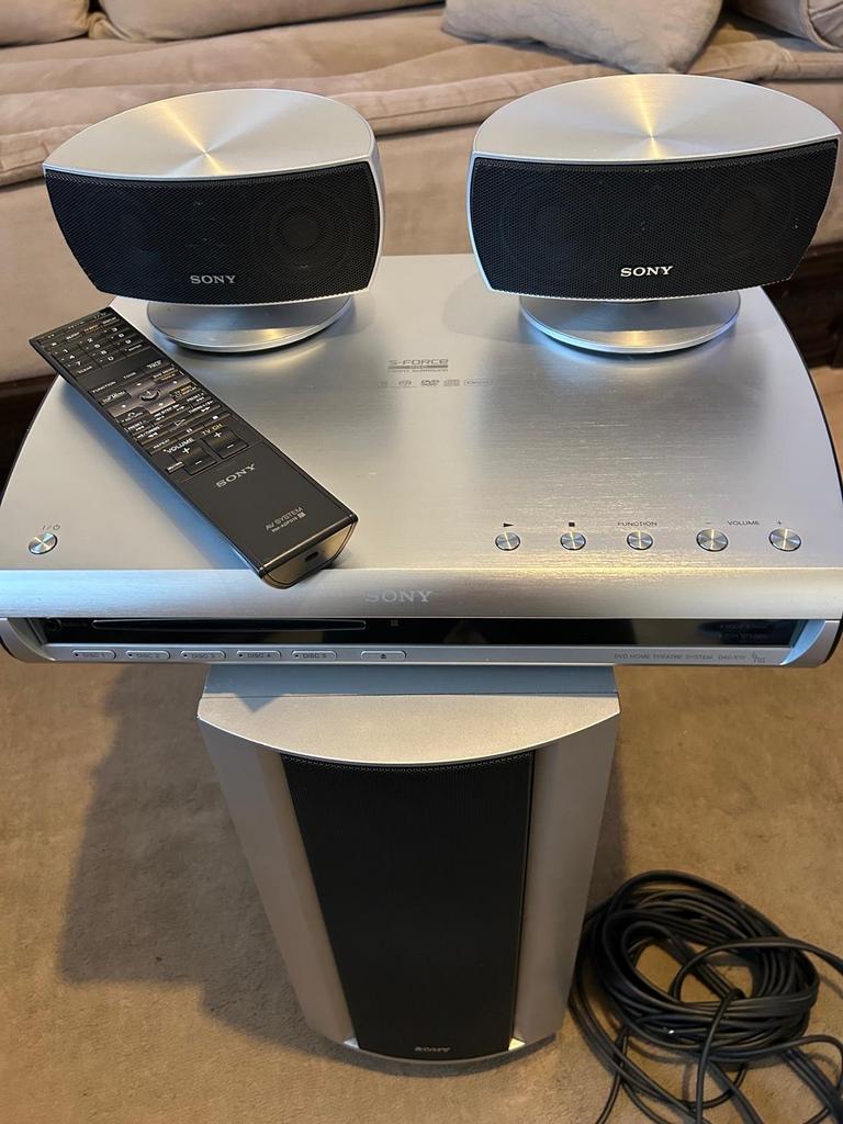 Sony Home Cinema-set met DVD-speler en 2.1 luidsprekers, Gebruikt, 2.1-systeem, Ophalen of Verzenden, Sony