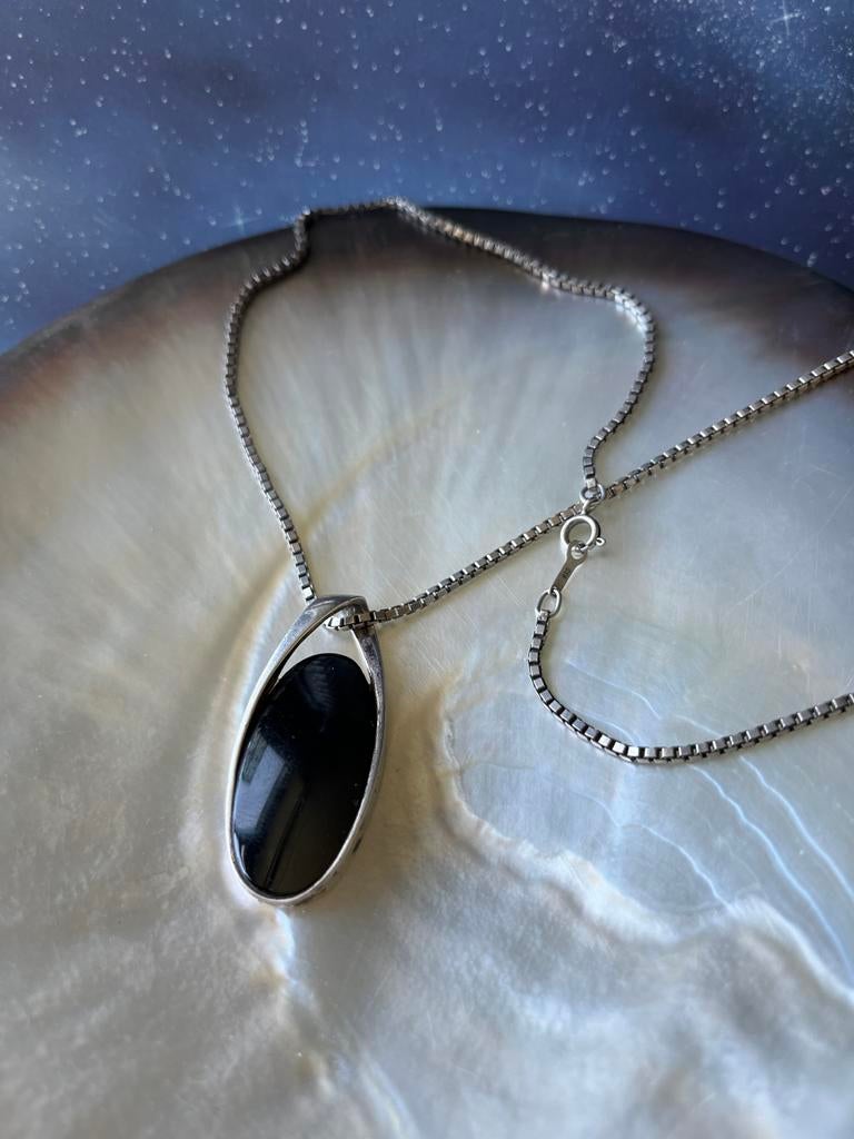 Zilveren ketting met zwarte onyx hanger, Ophalen of Verzenden, Zilver, Ketting, Met edelsteen