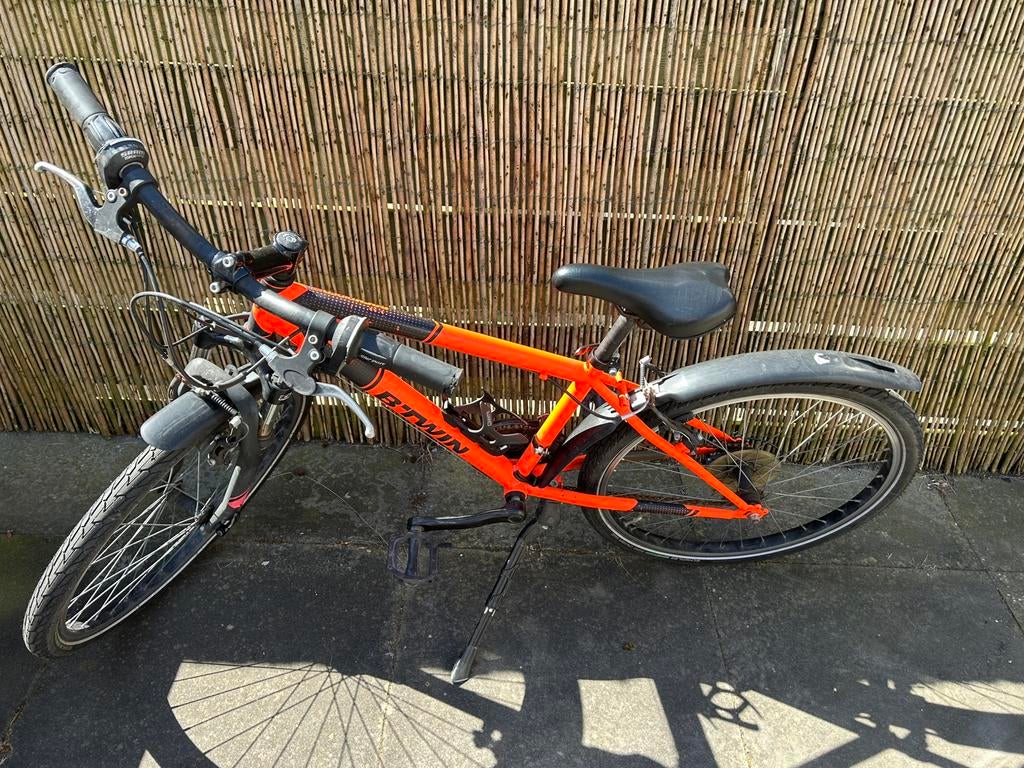 B twin mountainbike 24inch, Ophalen of Verzenden, Zo goed als nieuw, Aluminium, 24 inch of meer