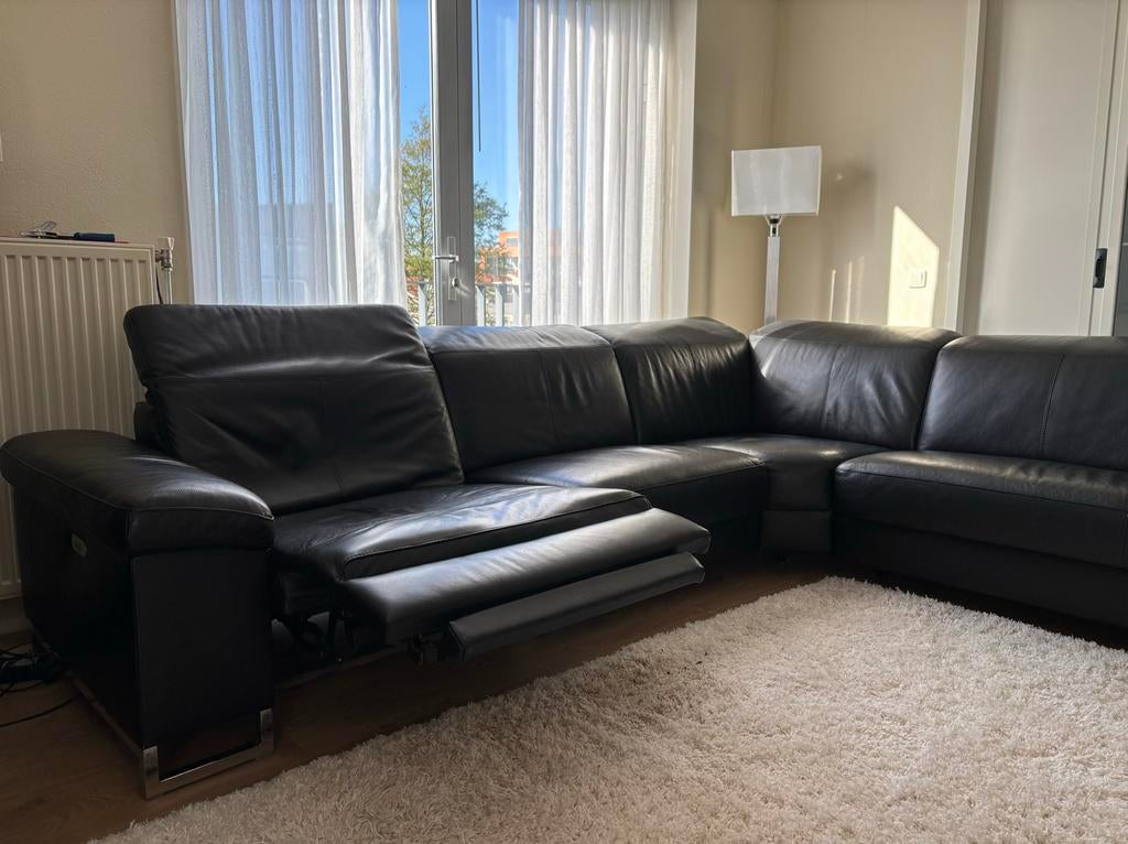 Luxe Zwarte Leren Hoekbank met Relaxfunctie, Huis en Inrichting, Banken | Bankstellen, Ophalen, 250 tot 300 cm, 100 tot 125 cm