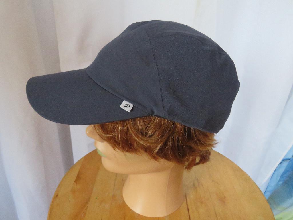 blauwe lichte pet van quechua Decathlon, Kleding | Heren, Hoeden en Petten, Ophalen of Verzenden, Gedragen, Decathlon, Pet