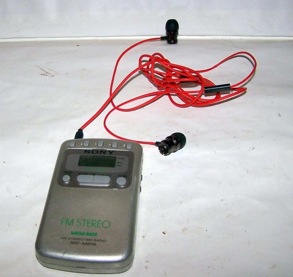 Vintage Sony SRF-M606 "Walkman" radio. Izgs. Zeldzaam., Ophalen of Verzenden, Audio en Video