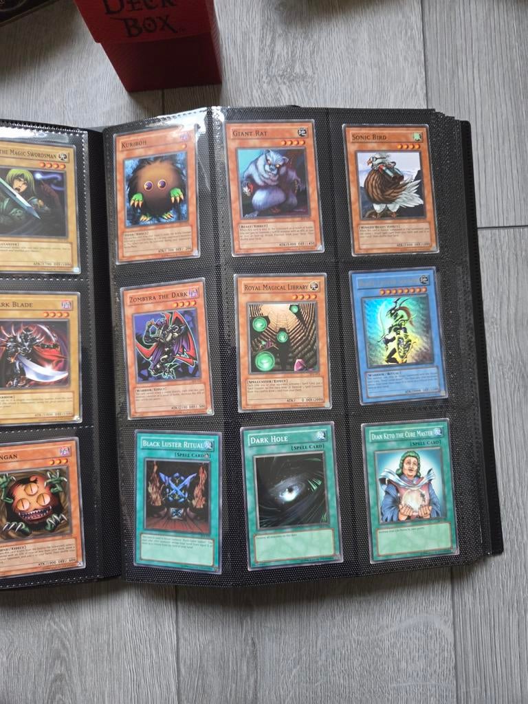 Yu-gi-oh collectie, Hobby en Vrije tijd, Verzamelkaartspellen | Yu-gi-Oh!, Ophalen of Verzenden, Zo goed als nieuw, Meerdere kaarten