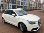 Audi A1 1.2 Tfsi 63KW SB 2013 Wit, Auto's, Voorwielaandrijving, 4 cilinders, Origineel Nederlands, Handgeschakeld