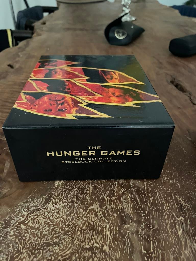 Hunger Games the ultimate steelbook collection 4k, Ophalen of Verzenden, Zo goed als nieuw, Actie