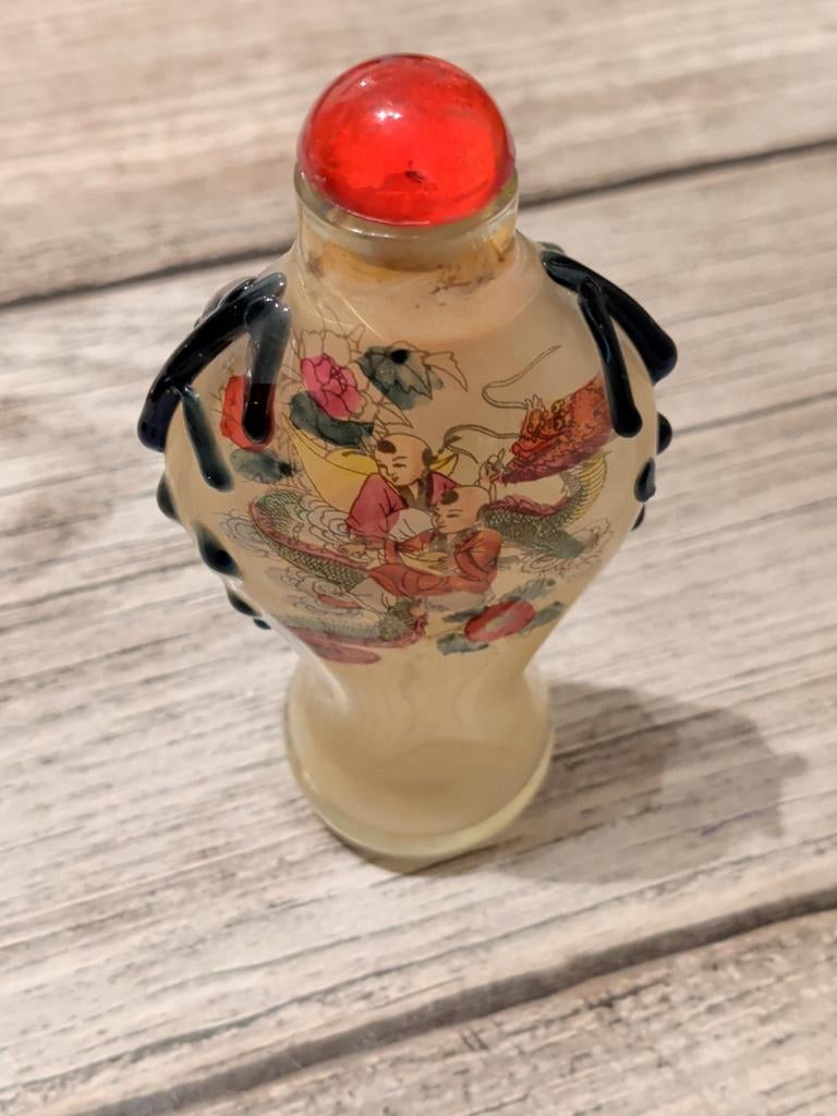 Antieke Chinese Snuff Bottle met Handgeschilderde Scènes, Antiek en Kunst, Ophalen of Verzenden