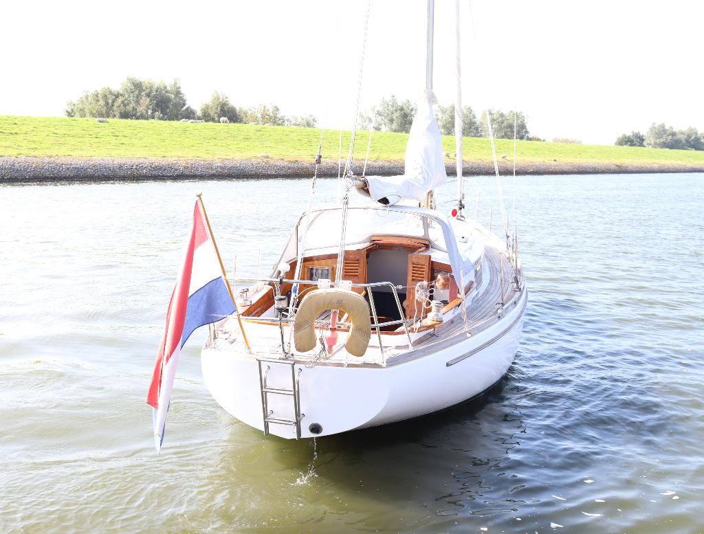 Nordia 35 | Volledig gerenoveerd| klassiek zeiljacht, Watersport en Boten, Ophalen, Diesel, Zo goed als nieuw, 9 tot 12 meter