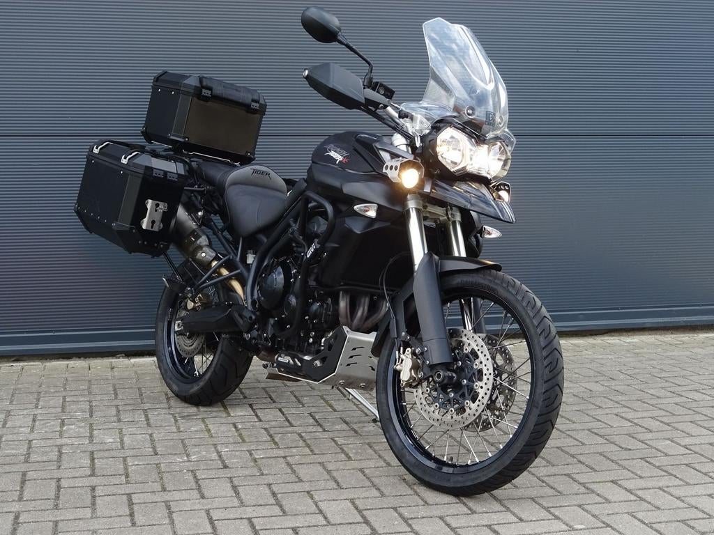 TRIUMPH TIGER 800 XC 2013 TIGER 800XC AKRAPOVIC  historie, Motorrijbewijs A, Bedrijf, Meer dan 35 kW, Onbekend