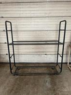 Metalen stellingkast op wielen bandenrek, Ophalen, Gebruikt