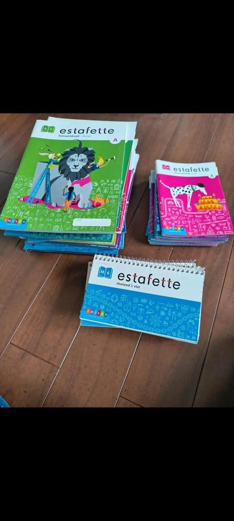 Estafette pakket.  School methode, Ophalen of Verzenden, Zo goed als nieuw