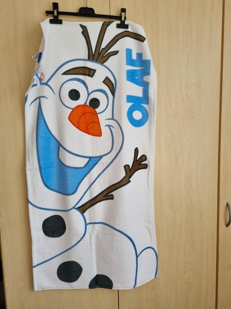 Disney handdoek Olaf nieuw, heb er 2 prijs per stuk, Ophalen, Overige figuren, Nieuw
