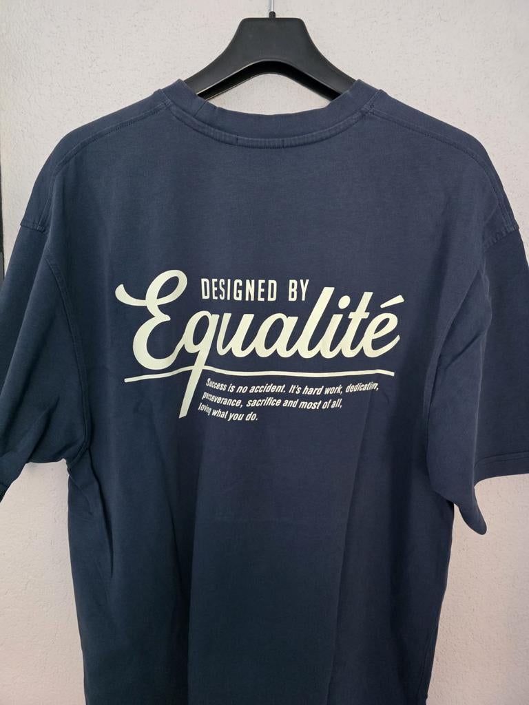 EQUALITÉ T-shirt XL, Kleding | Heren, Ophalen of Verzenden