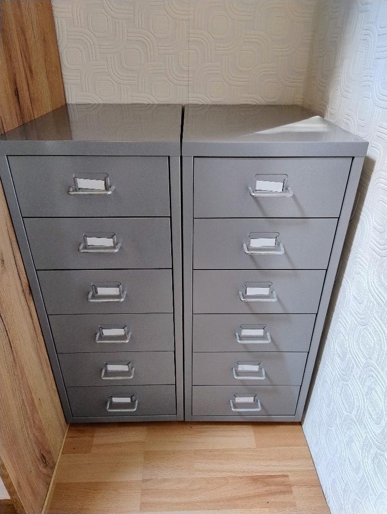 2 stuks ladekast ikea helmer 6 lade grijs met 4 wielen, Ophalen, Minder dan 50 cm, 5 laden of meer, Zo goed als nieuw