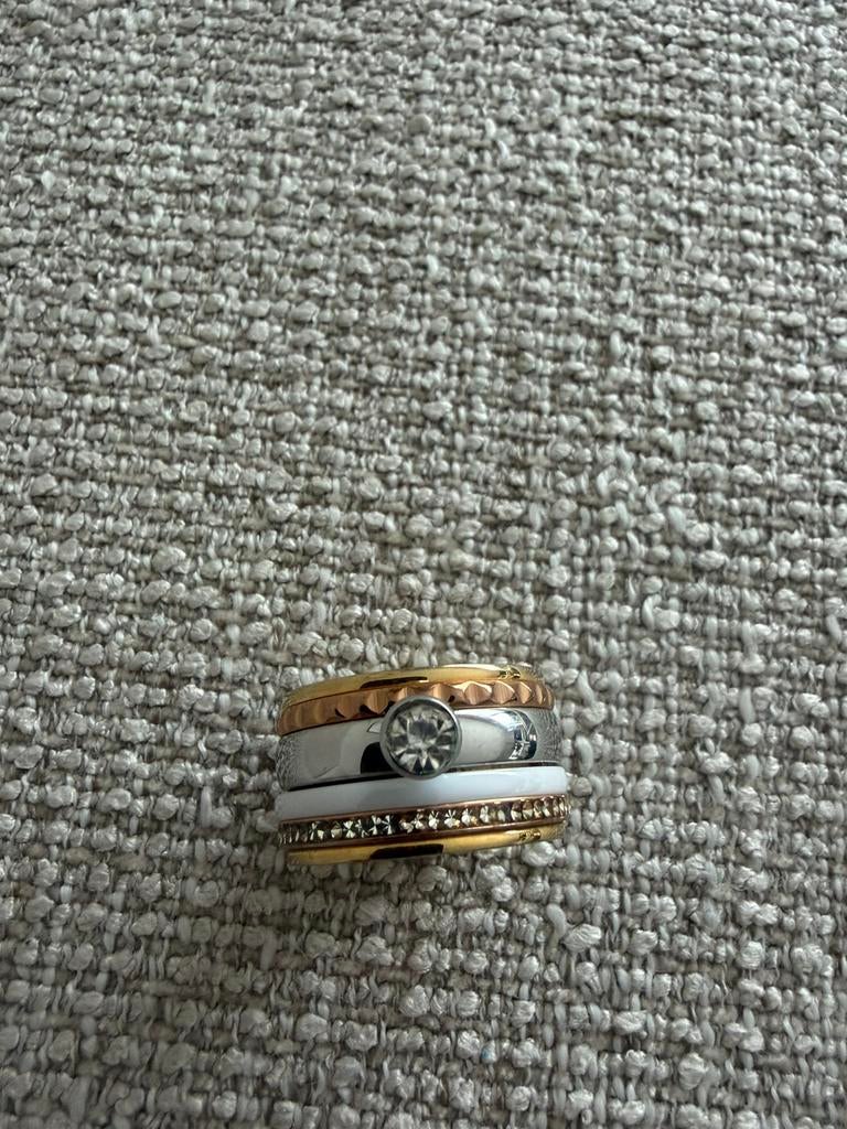 Ixxxi ring 17,5, Ophalen of Verzenden, Zo goed als nieuw, 17 tot 18, Dame