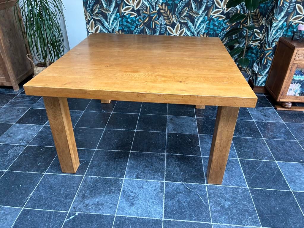 Robuuste eikenhouten eettafel, Ophalen, Zo goed als nieuw, Vijf personen of meer, 100 tot 150 cm