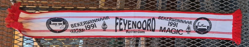 Feyenoord Bekerwinnaar 1991 Sjaal, Ophalen of Verzenden, Zo goed als nieuw, Feyenoord, Vaantje of Sjaal