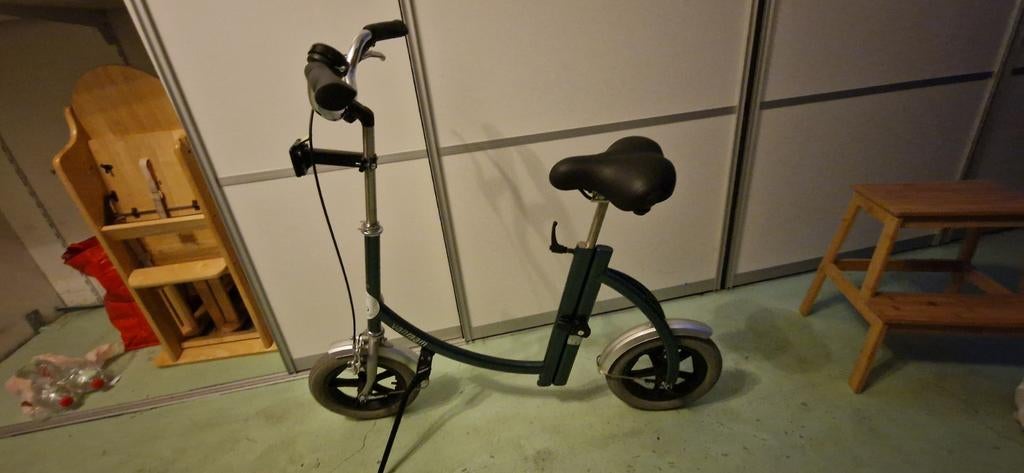 Loopfiets van raam, Ophalen, Zo goed als nieuw