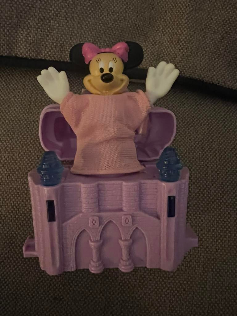 mc Donald speeltje Minnie mouse disney land Paris, Verzamelen, Disney, Ophalen of Verzenden, Mickey Mouse, Zo goed als nieuw, Beeldje of Figuurtje