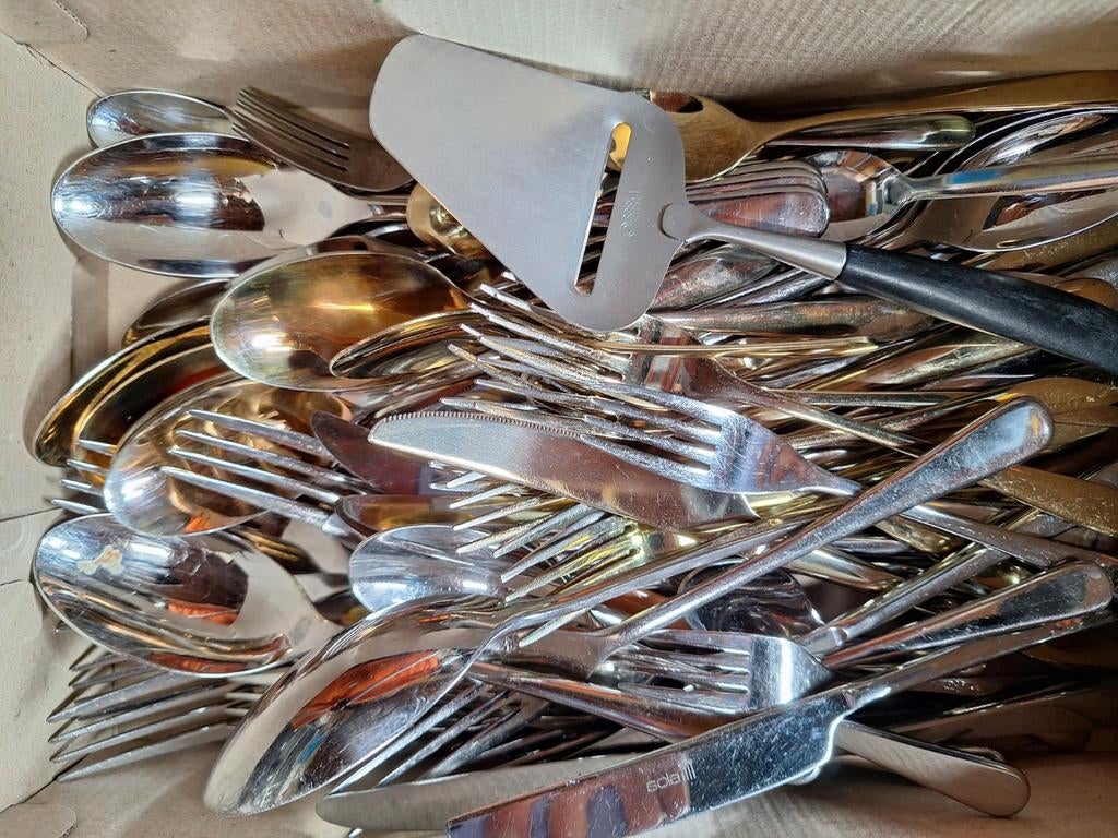 Grote doos Sola 18/10 bestek, Ophalen of Verzenden, Rvs of Chroom