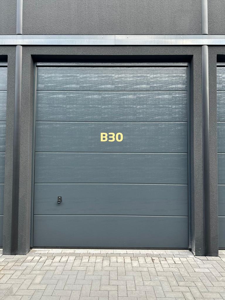 Opslagbox / garagebox in Assen te huur