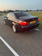 BMW 5-Serie 2.5 I 525 AUT 2005 Blauw, Auto's, Automaat, Parkeersensor, Beige, 2497 cc