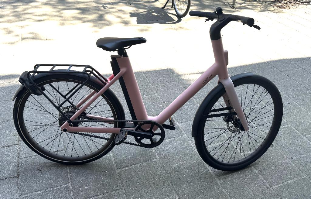 Cowboy 4 ST _ pink (fig), Fietsen en Brommers, Elektrische fietsen, Ophalen, Gebruikt, 55 tot 59 cm, 30 tot 50 km per accu