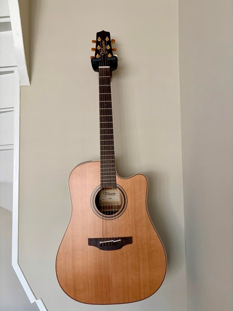 Takamine P3DC, Ophalen, Zo goed als nieuw, Western- of Steelstringgitaar, Met (piezo-)element