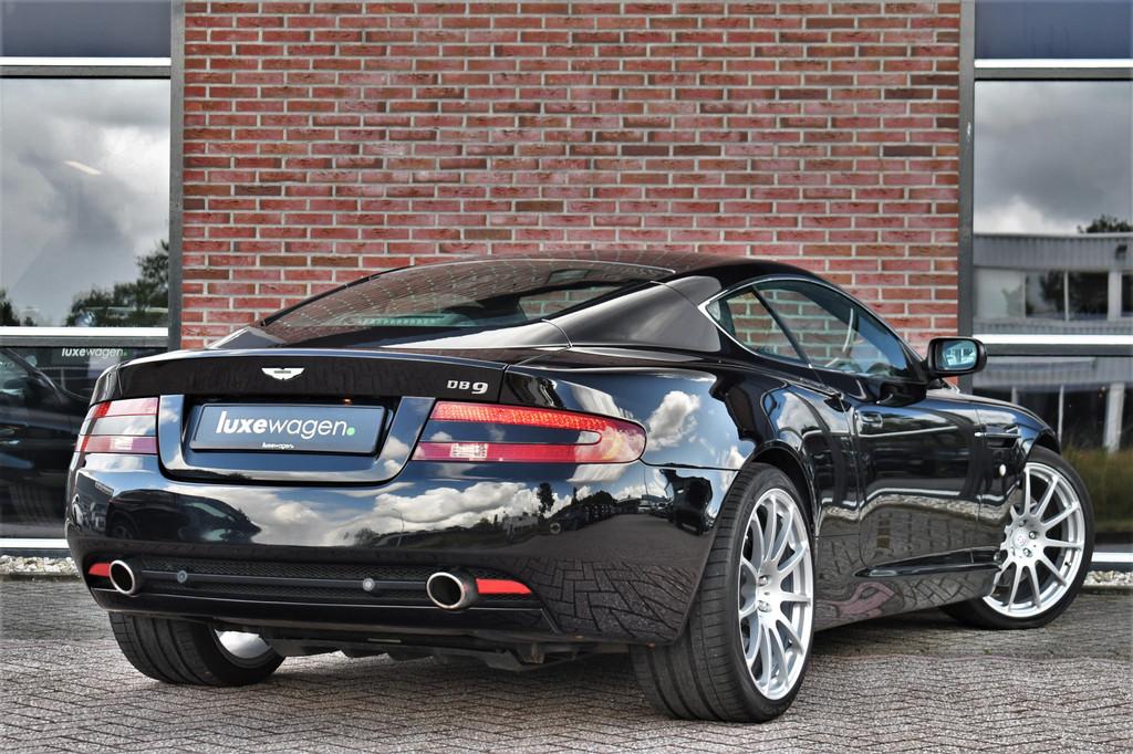 Aston Martin DB9 5.9 V12 Touchtronic | Onyx black (bj 2005), Auto's, Aston Martin, Automaat, Achterwielaandrijving, 12 cilinders