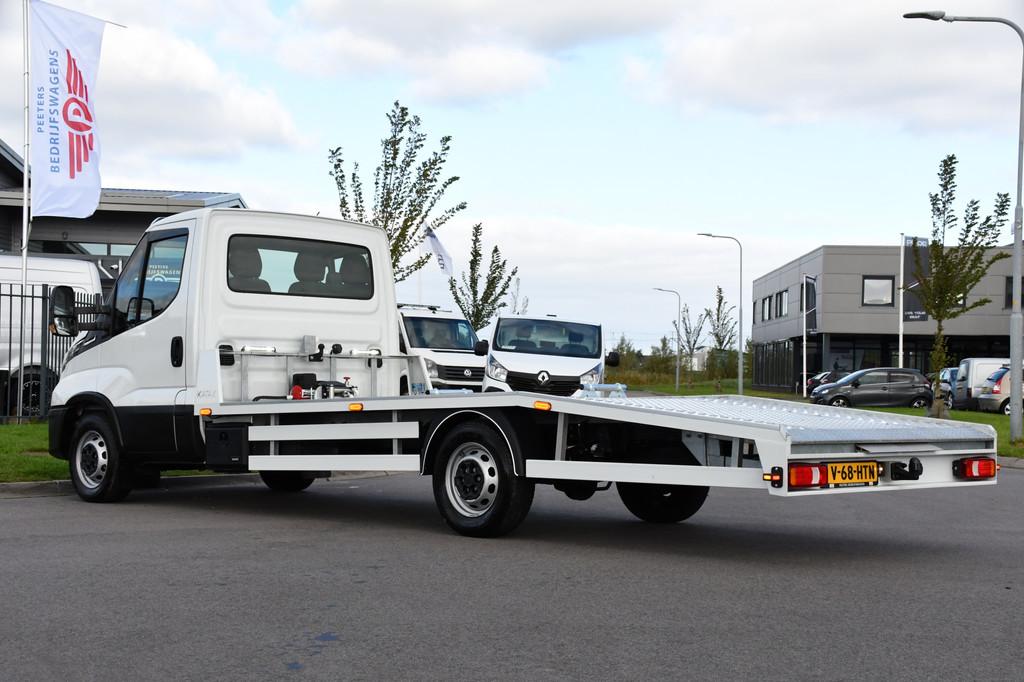 Iveco 35S18 Daily | Oprijwagen | Geveerde stoel | 3,5t trekg, Automaat, Stof, Euro 6, 4 cilinders