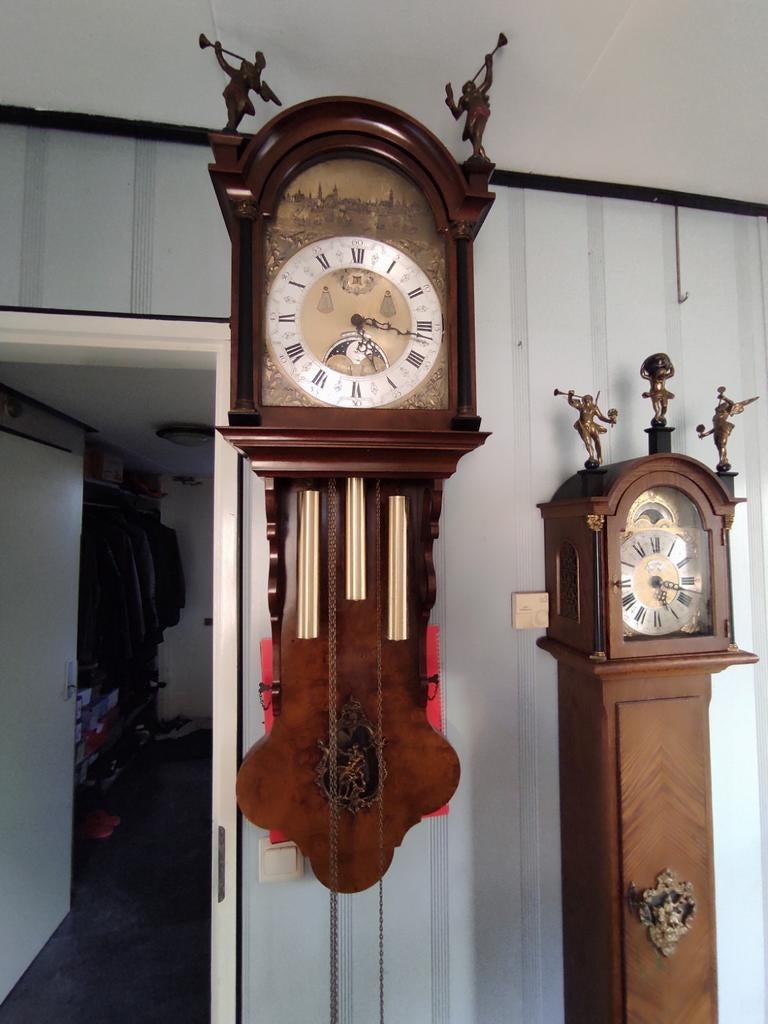 kalender klok, Ophalen