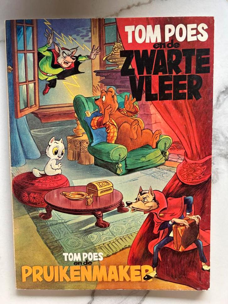 Tom Poes en de Zwarte Vleer / Pruikenmaker stripboek, Boeken, Stripboeken, Gelezen, Eén stripboek, Ophalen of Verzenden