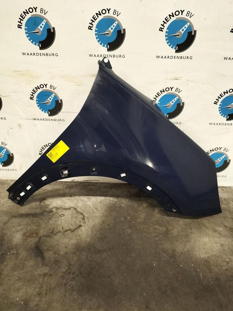 FORD PUMA TITANNIUM VOORSCHERM R 2022, Ophalen of Verzenden, Gebruikt, Stiba lid