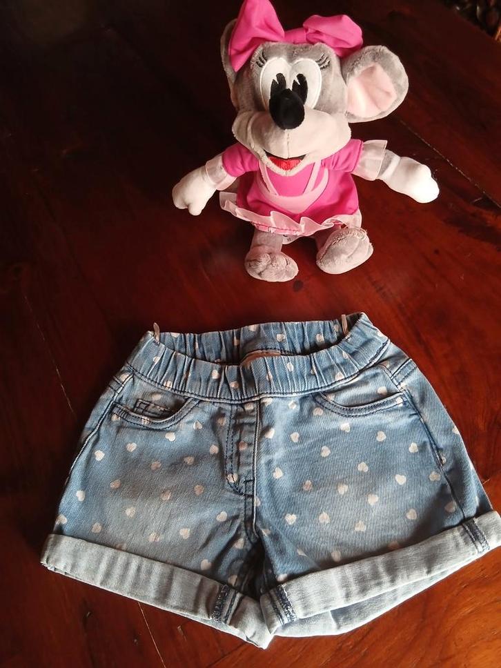 C&A jeans short maat 104 – mooie staat, Kinderen en Baby's, Kinderkleding | Maat 104, Zo goed als nieuw, Jongen, Broek, Ophalen of Verzenden