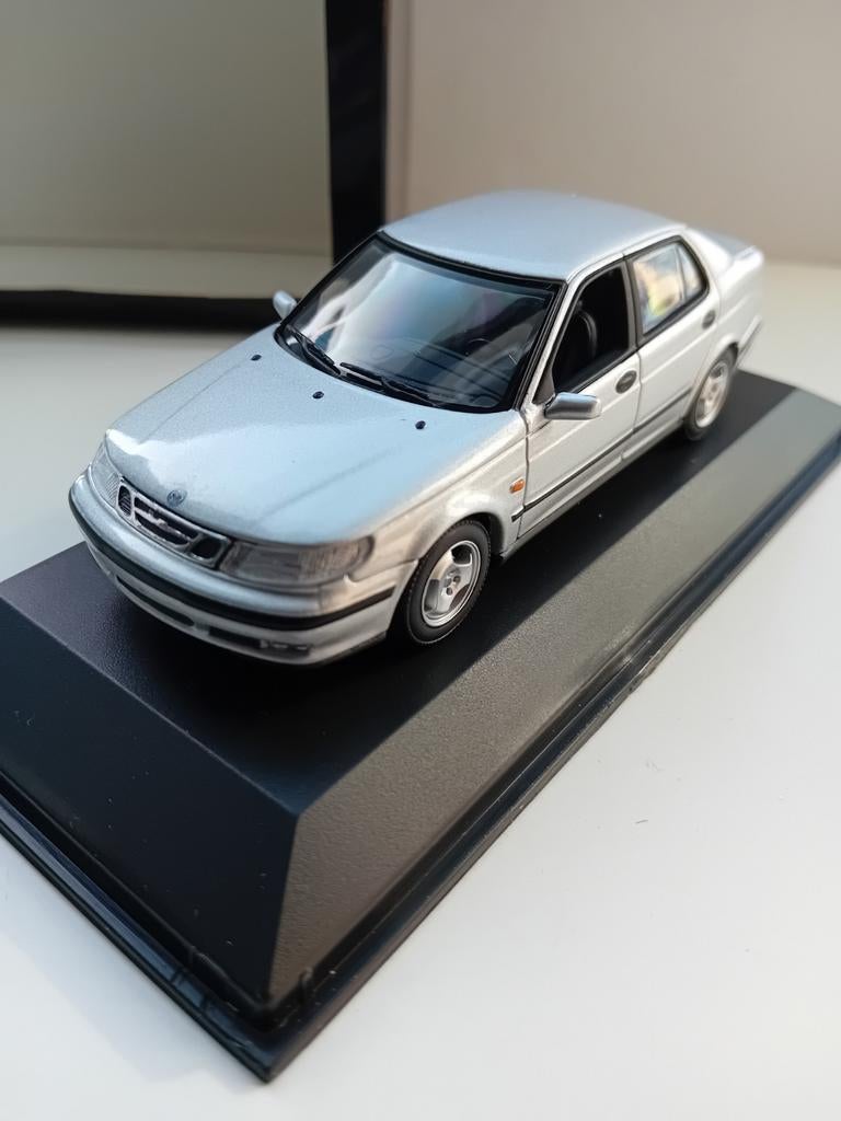 Saab 95., Hobby en Vrije tijd, Modelauto's | 1:43, Ophalen of Verzenden, Zo goed als nieuw, Auto, MiniChamps