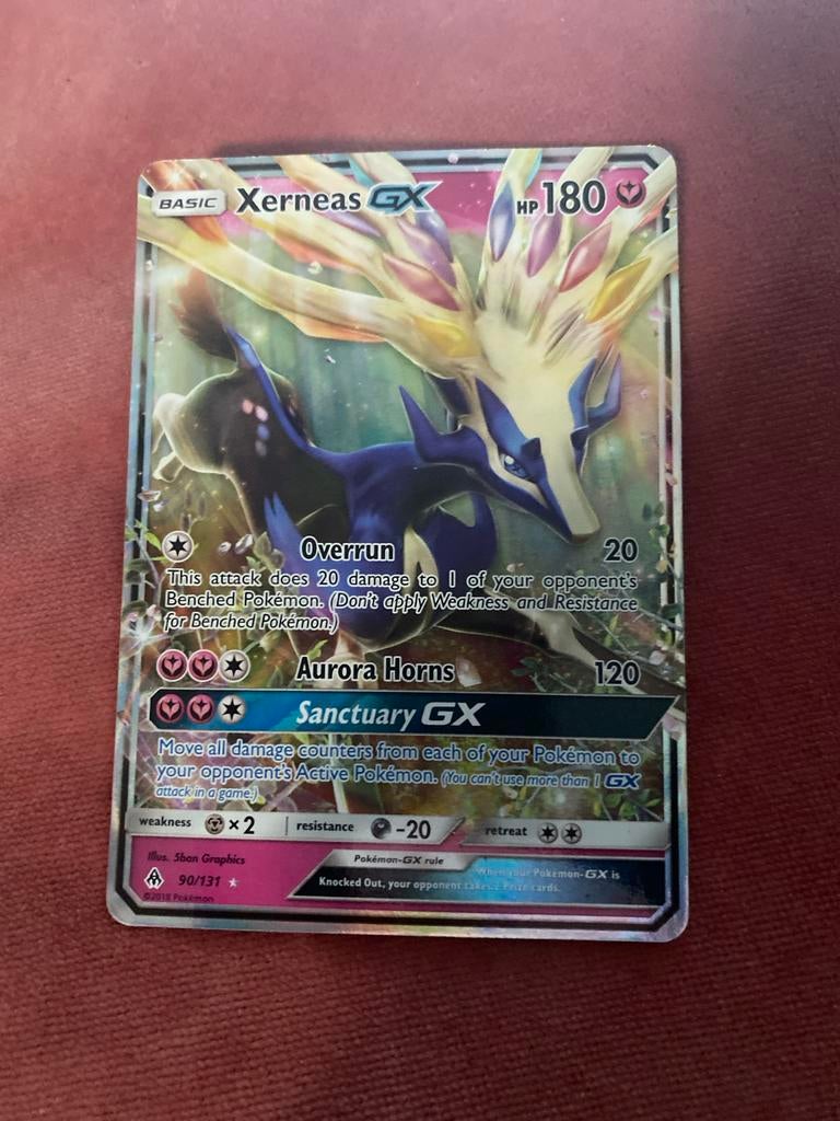 Pokémon kaart Xerneas GX 90/131 - Sun & Moon Forbidden Light, Ophalen of Verzenden, Zo goed als nieuw, Losse kaart, Foil