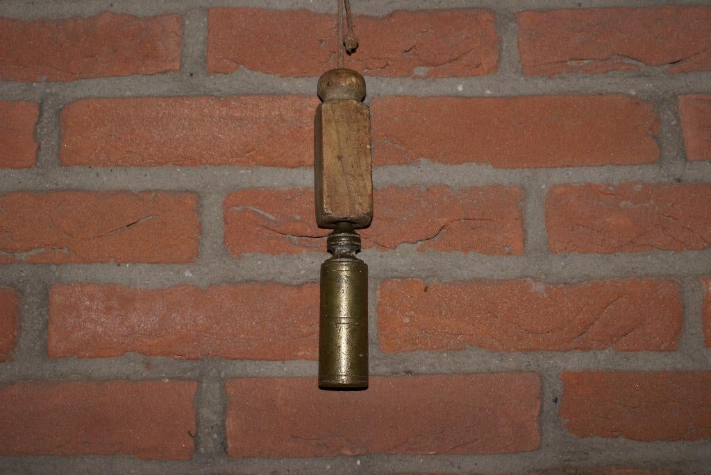 550 gram koper aan een "schietlood" jr. 1930., Antiek en Kunst, Ophalen