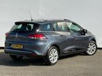 Renault Clio Estate 0.9 TCe Intens Dakrails | Sportvelgen |, Auto's, Renault, Voorwielaandrijving, 898 cc, Gebruikt, Euro 6