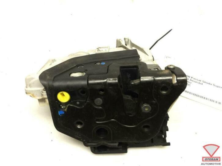 audi q7 passat portierslot deurslot links achter 3c4839015c, Gebruikt, AUDI AG, Auto-Union-Strasse 1
85045  Ingolstadt, DE, Kundenbetreuung@audi.de