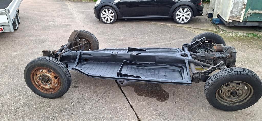 VW kever compleet rollend onderstel incl. actief kenteken., Ophalen