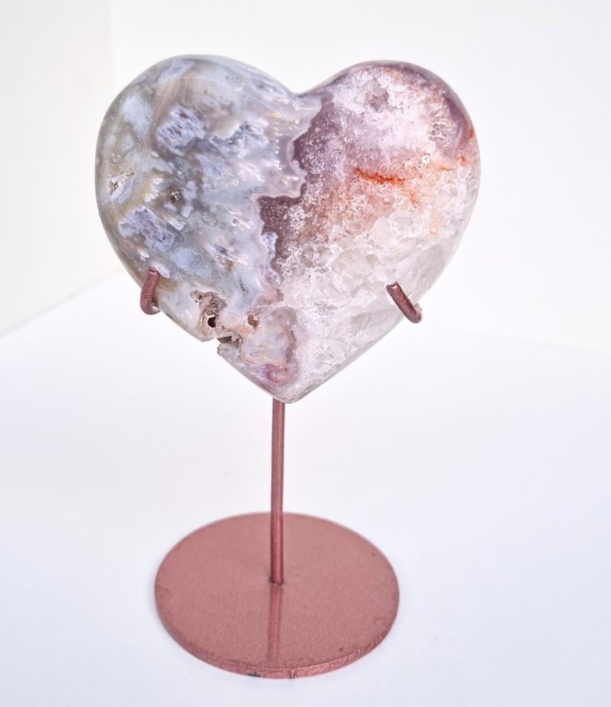 Roze amethist hart op standaard, Verzamelen, Mineralen en Fossielen, Ophalen, Mineraal