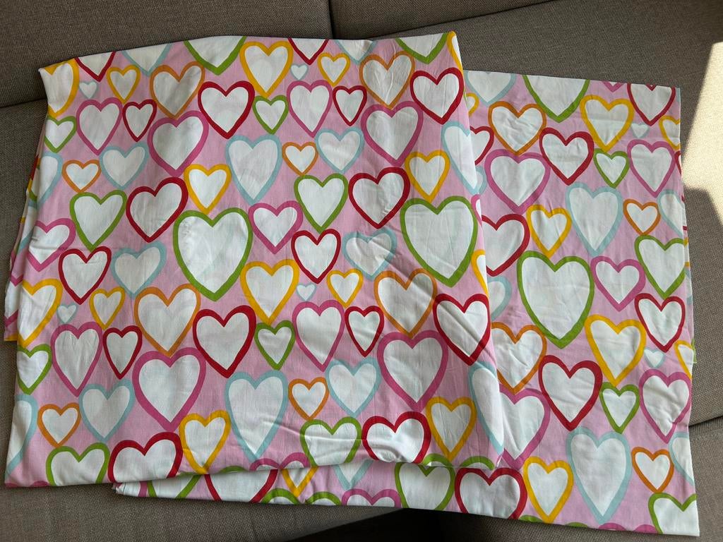 2x IKEA dekbedovertrek hartjes, Gebruikt, Meisje, Dekbedovertrek, Ophalen of Verzenden