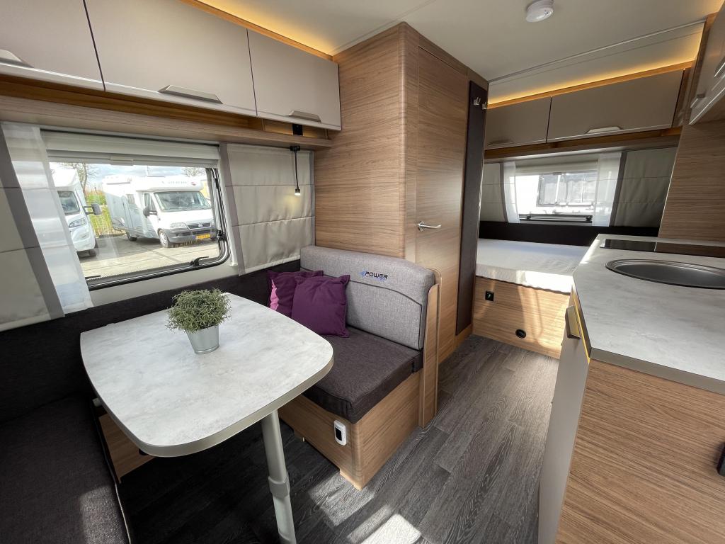 Knaus Sport E-Power Selec 420QD Mover Voortent Airco Gasloos, Caravans en Kamperen, Schokbreker, Bedrijf, Treinzit, Tot en met 3