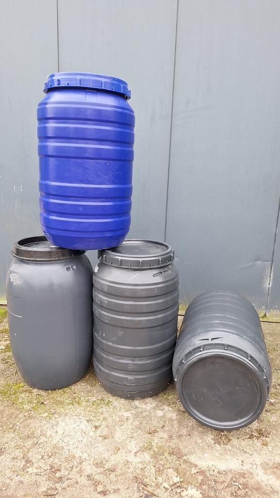 Kunstof 200 liter vaten met Schroefdeksel regenton, 150 liter of meer, Ophalen of Verzenden, Zo goed als nieuw, Kunststof