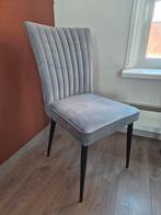 Set van 4 moderne lichtblauw/grijze eetkamerstoelen, Ophalen, Zo goed als nieuw, Grijs, Modern,Modern,Elegant