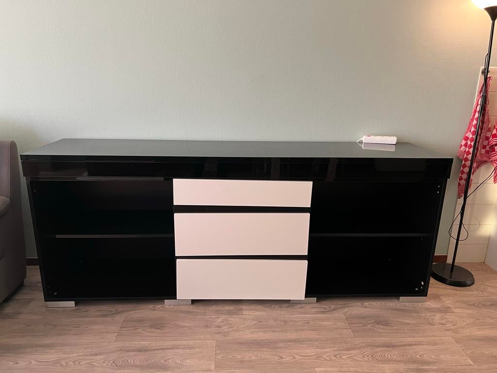 GRATIS - Modern dressoir met lades, zwart en wit hoogglans, Huis en Inrichting, Kasten | Dressoirs, Ophalen, Overige materialen
