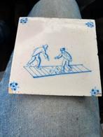 Antieke Delfts Blauwe Tegel met Spelende Kinderen, Antiek en Kunst, Antiek | Wandborden en Tegels, Ophalen of Verzenden