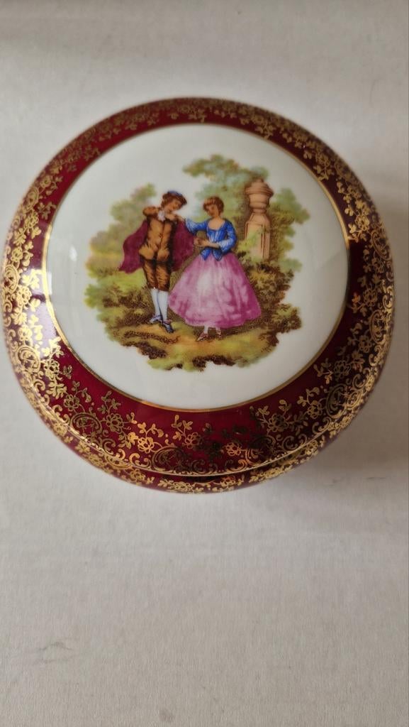 Limoges porseleinen doosje Pegase – handbeschilderd – 13 cm, Antiek en Kunst, Antiek | Porselein, Ophalen of Verzenden