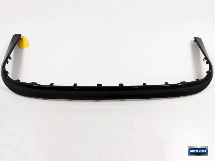 Diffuser achterbumper van een Volvo V60 (452), Auto-onderdelen, Carrosserie en Plaatwerk, Gebruikt, -, -, Ophalen of Verzenden
